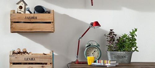 Decoração sustentável: dicas para aproveitar a versatilidade dos caixotes